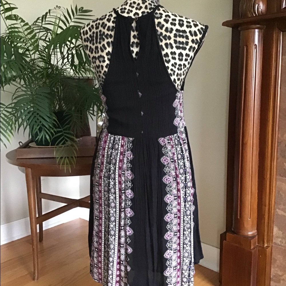 Braeve Cannon Lace up Dress. Purple, black, and white halter style dress. - Picture 2 of 4